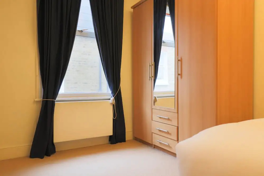 Spacious 4 Bedroom Property With Garden