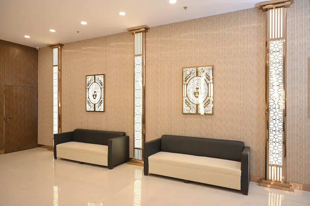 Vits Select Noida