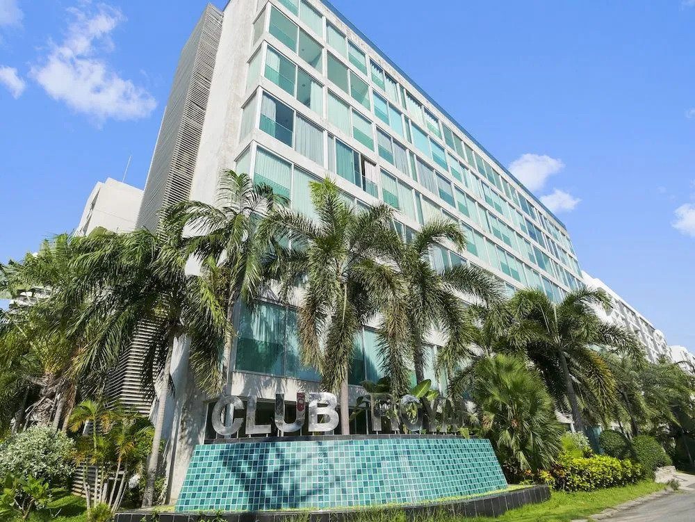 Club Royal Apartments