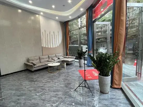 Zhongshan Baichuan Apartment