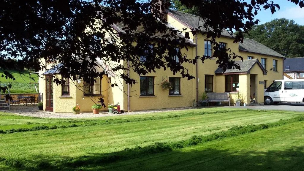 Pwllgwilym B & B