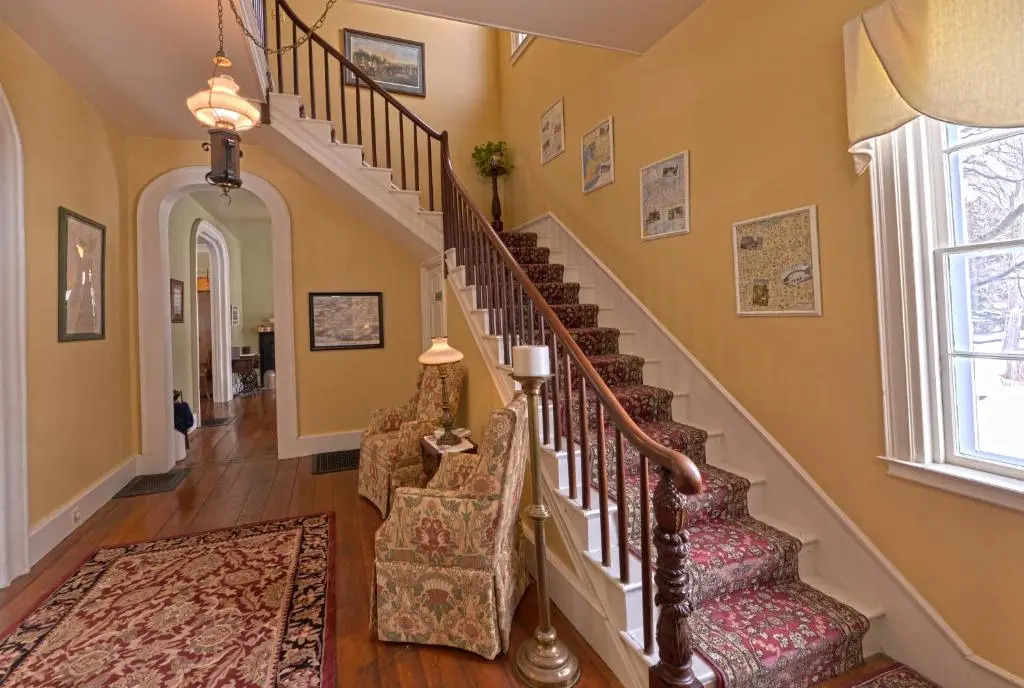 B&B at Oliver Phelps