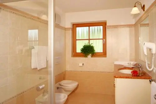 Apartments Serghela