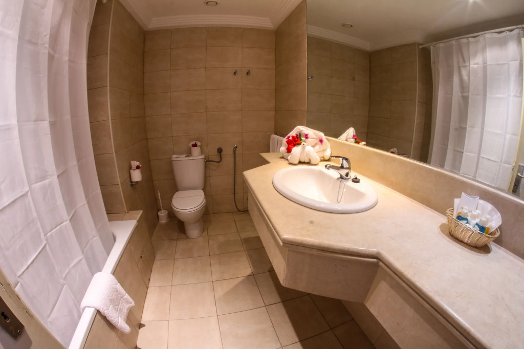 Royal Lido Resort & Spa