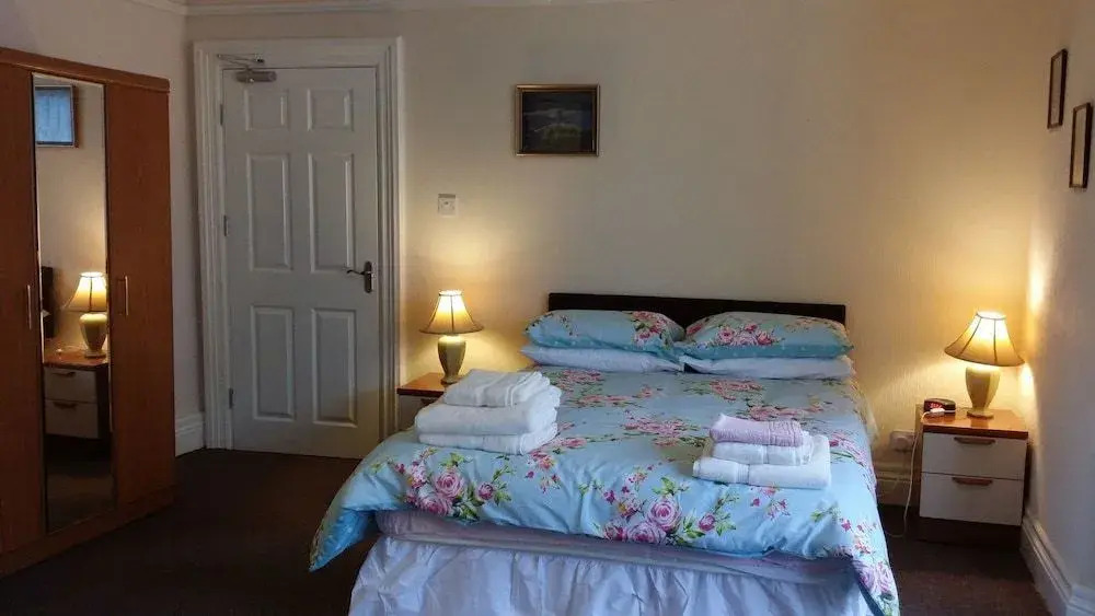 Sunrise Apartments