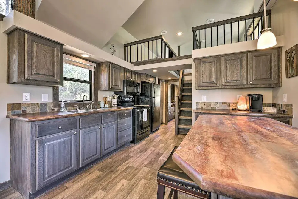 Roomy Pagosa Springs Tiny Cabin: 1 Mi to Downtown
