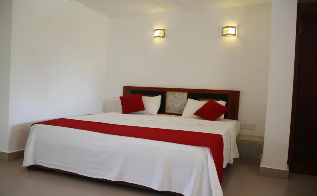 Sea Way Hotel