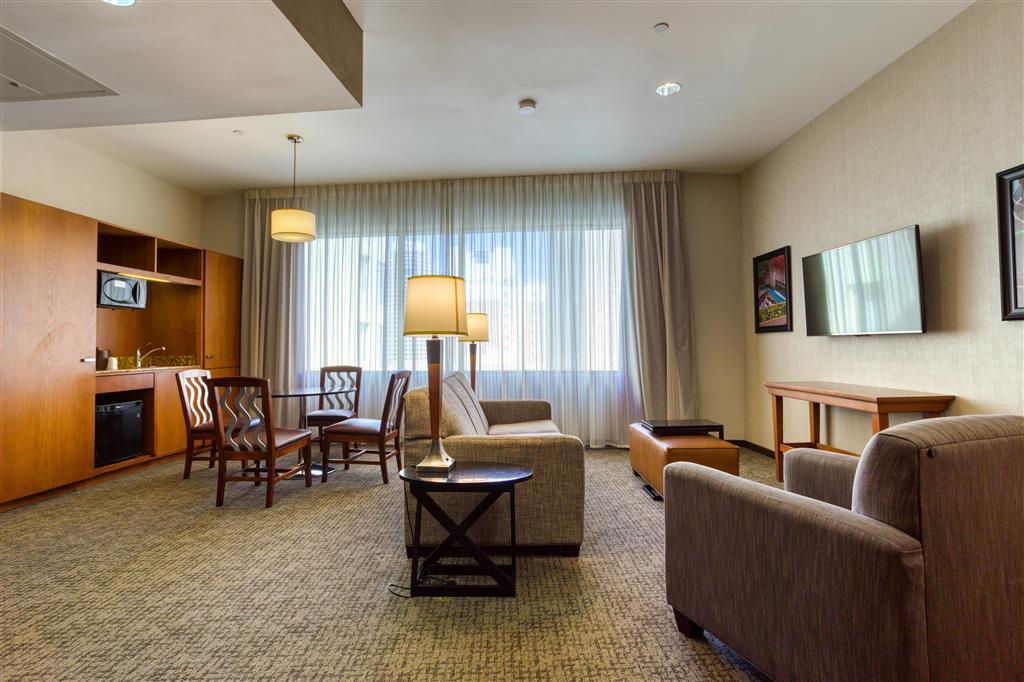 Drury Plaza Hotel San Antonio Riverwalk