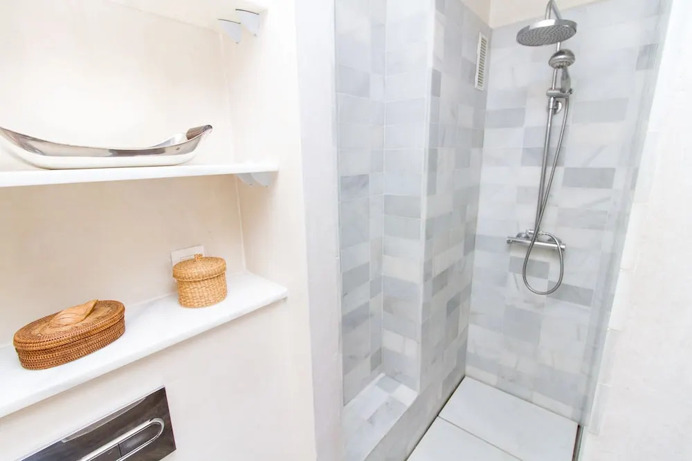 Adorable Apartment Ollerias