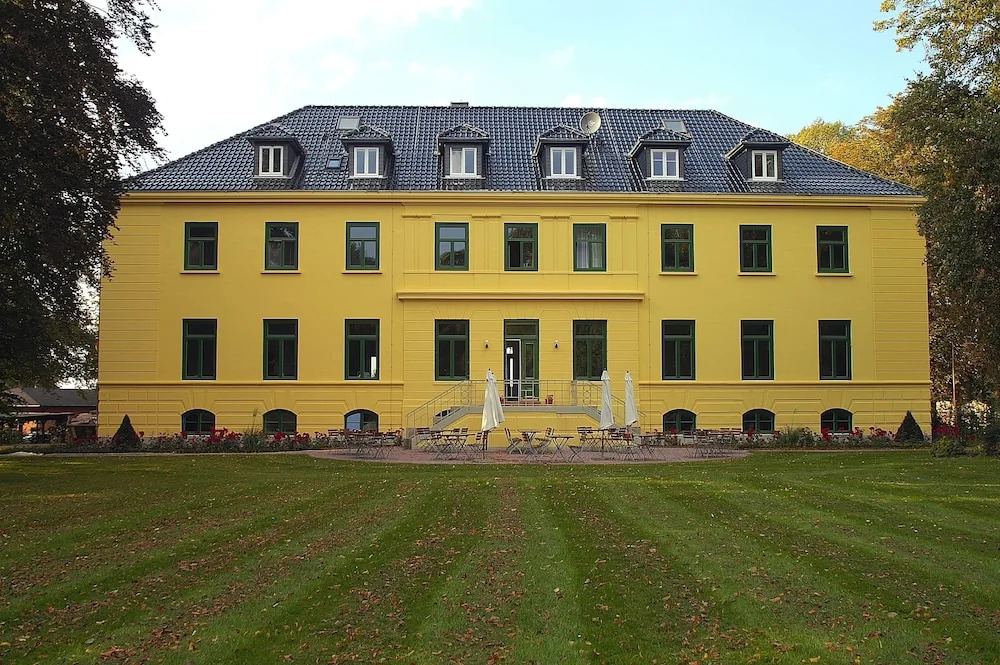 Schloss Harkensee