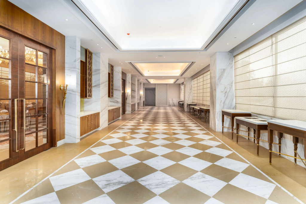 Radisson Collection Hotel & Spa, Riverfront Srinagar