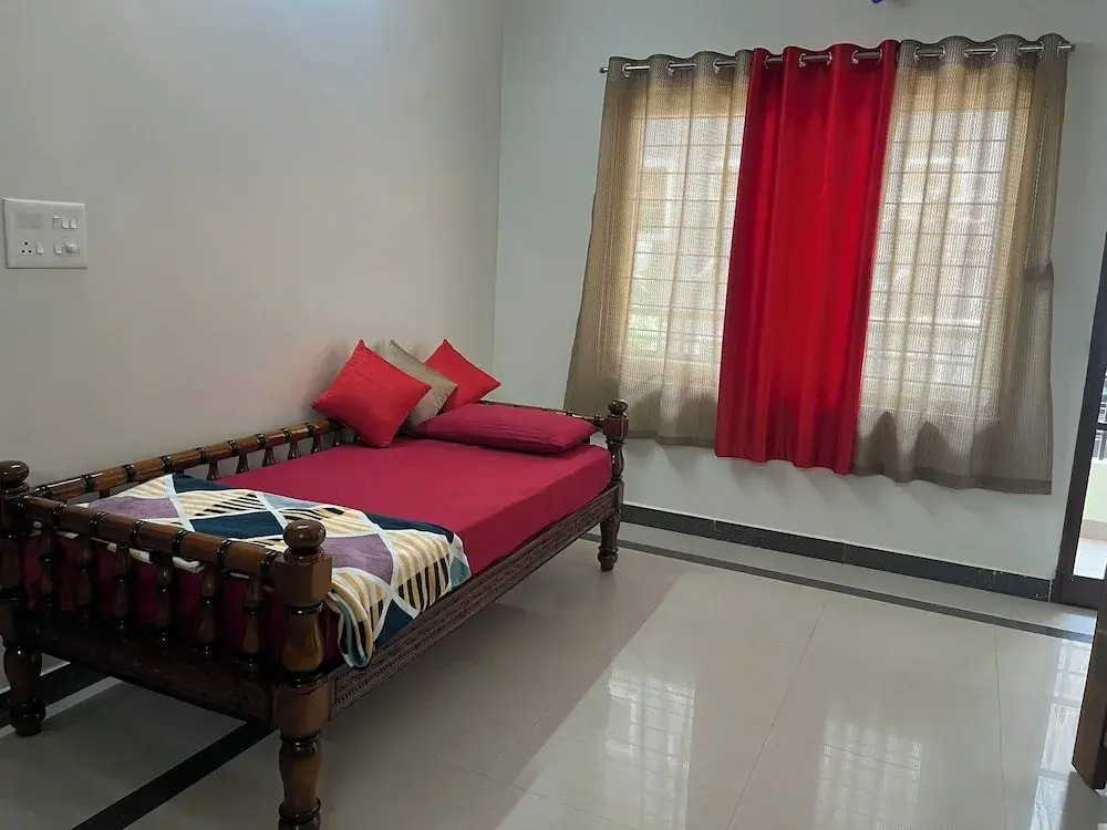 2BHK-Gachibowli 200 MBPS Wi‑Fi+ Upgraded Bathrooms