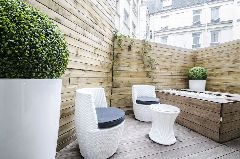 Luxury Apartment in Paris-Champs Elysées