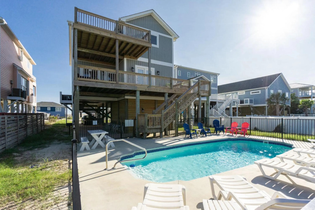 The Treasure Chest by Oak Island Accommodations