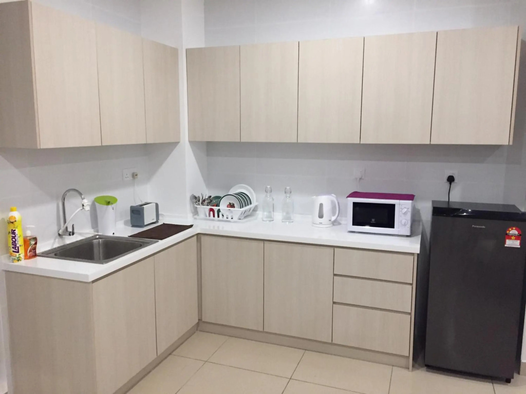 12pax Golden Shine Homestay @Midhills Genting