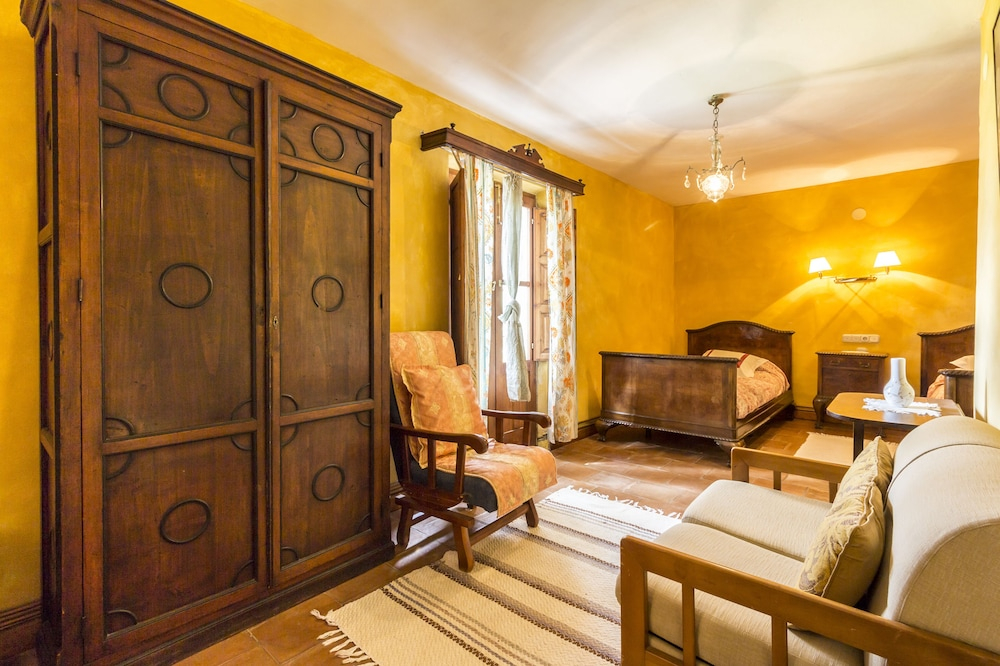 Cortijo El Pino Retreat