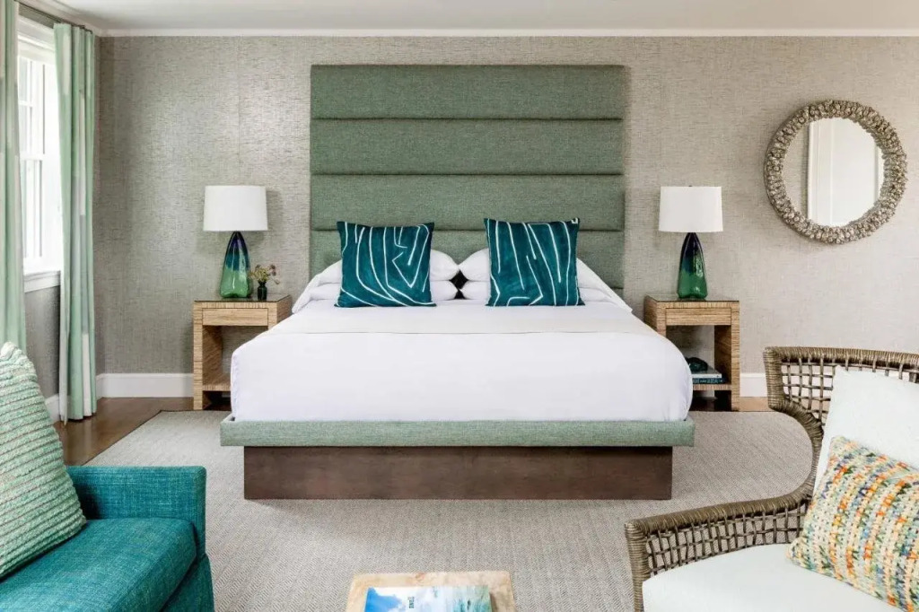 The Sydney, The Edgartown Collection