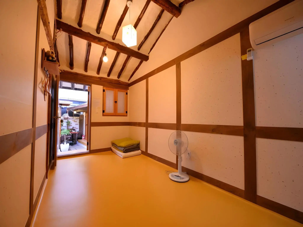 Golmokgil Guesthouse