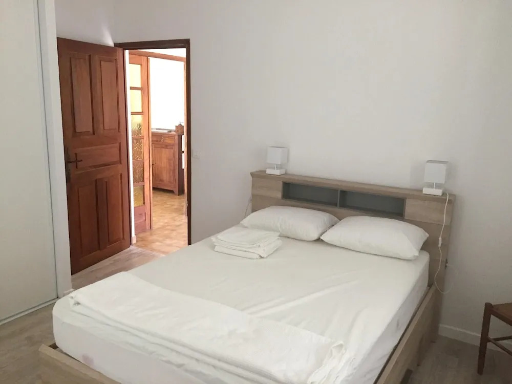 House With 5 Bedrooms in Prunelli di Fiumorbo, With Wonderful Mountain