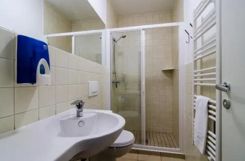 Hostel Alieti