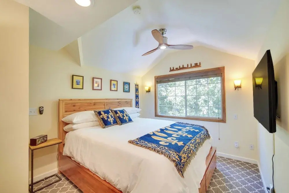 Lake Arrowhead Cabin w/ Decks < 2 Mi to Village!