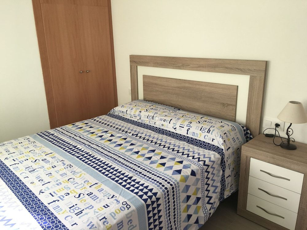 Aiguaneu Apartaments Els Pins
