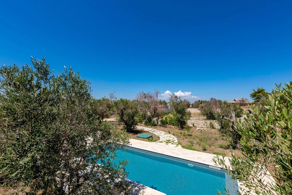 2081 Villa Crocilupo by Perle di Puglia