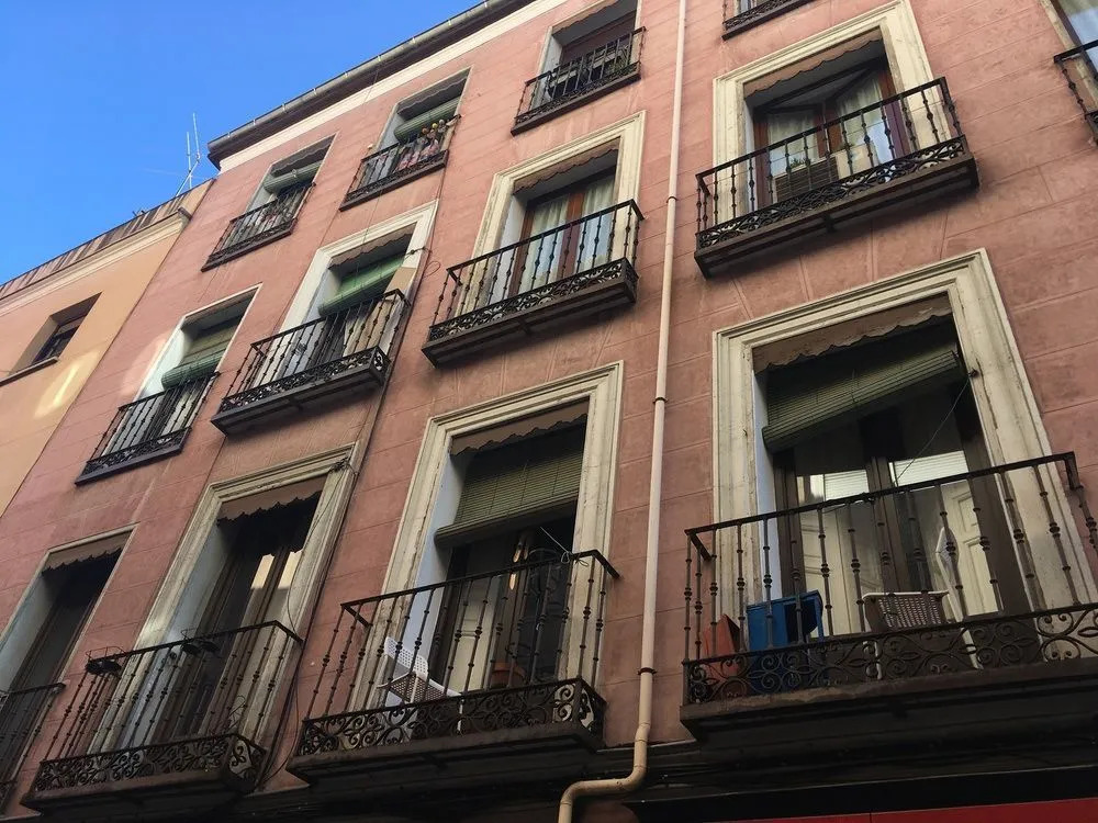 Cozy 2 Bedroom Apartment in Conde Duque