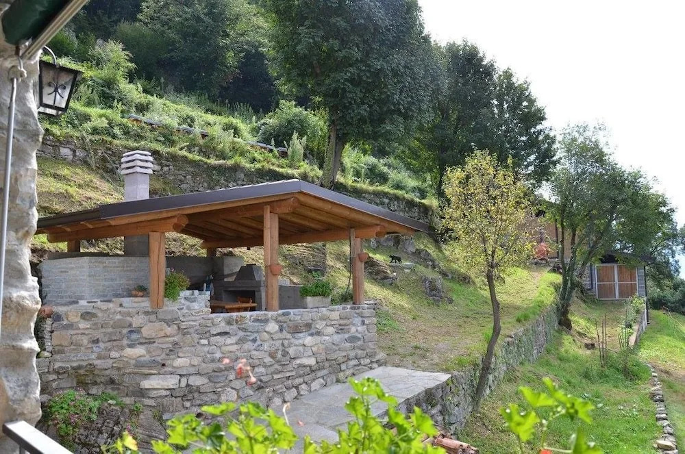 Tra Lago e Montagna Baita la Morena