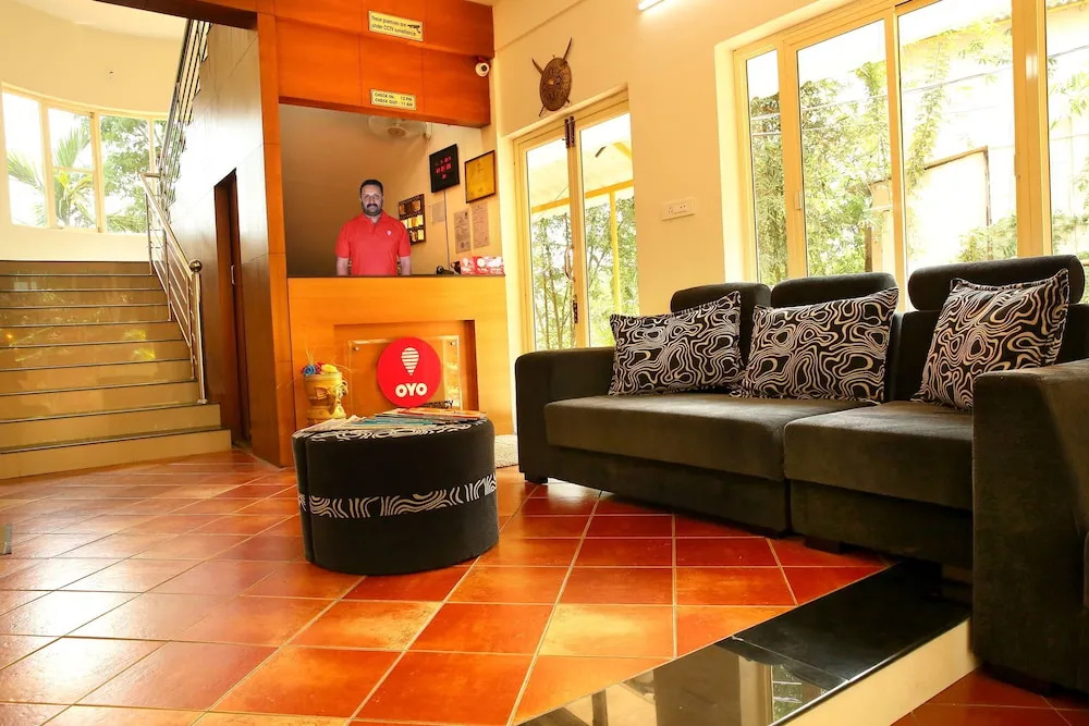 OYO 8897 Resort August Residency