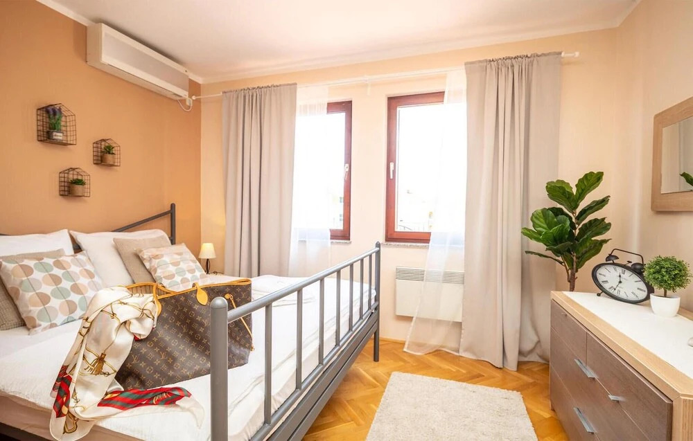Beautiful Home in Biograd na Moru With Wifi, Outdoor Swimming Pool and Heated Swimming Pool
