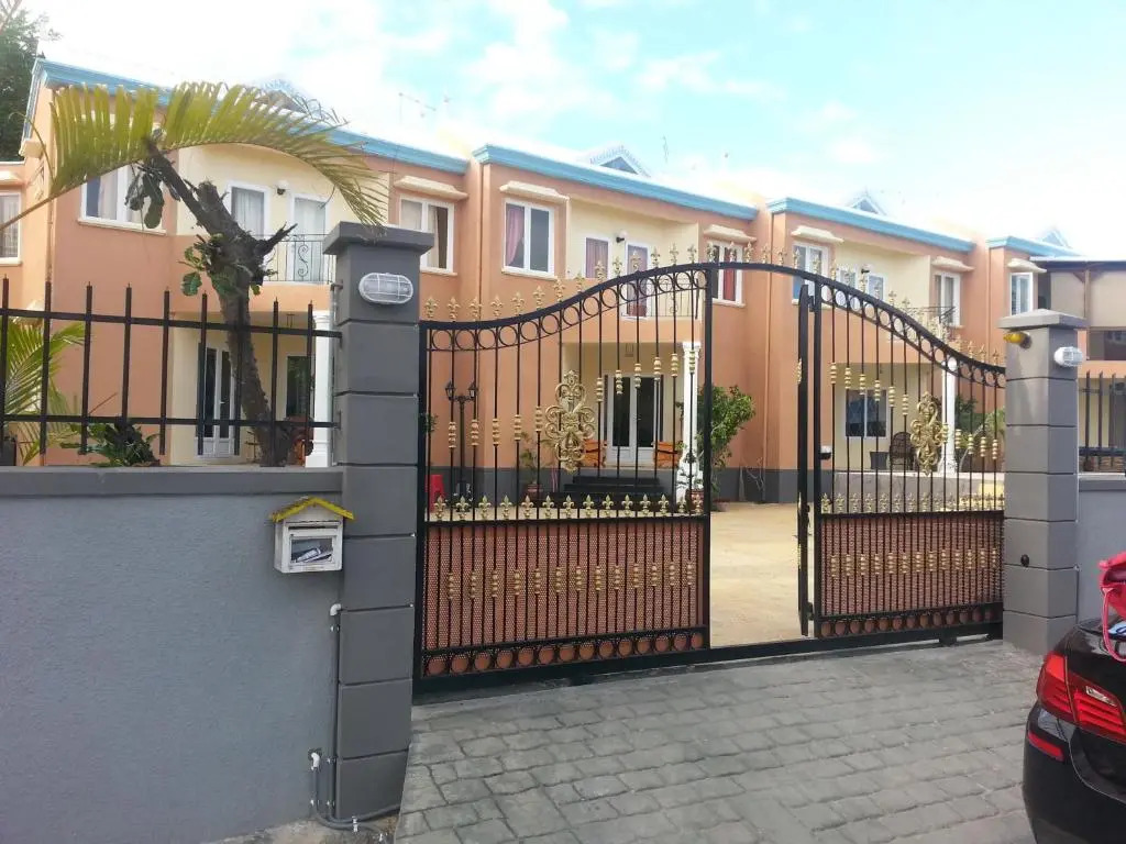 Valvanta Resort 2, Flic En Flac