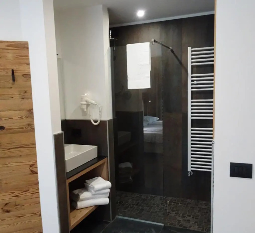 Active Alm Hotel