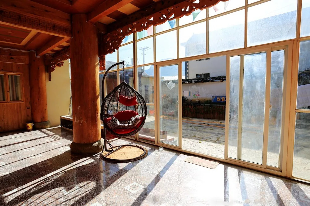 Blue Bird Boutique Hotel