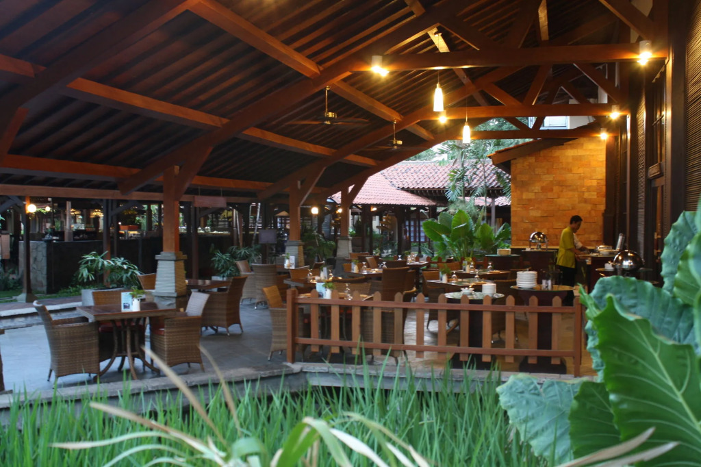 Singgasana Hotel Surabaya