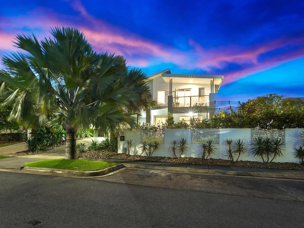 Beachside Holiday Escape