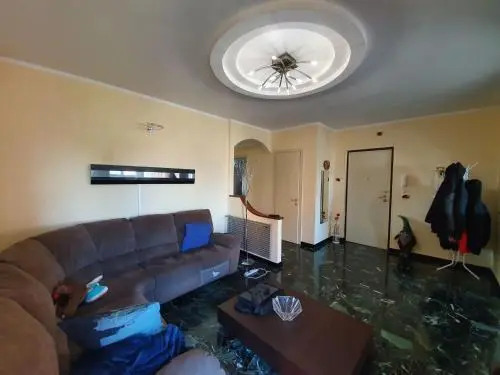 Flat 2 Bedrooms - Genoa