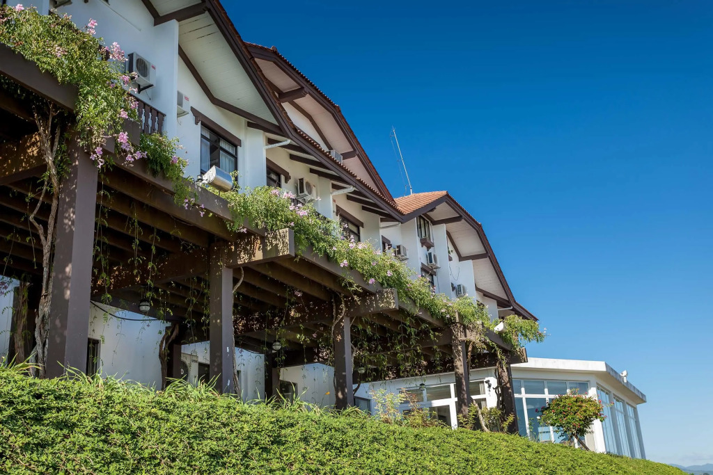 Monthez Hotel & Eventos