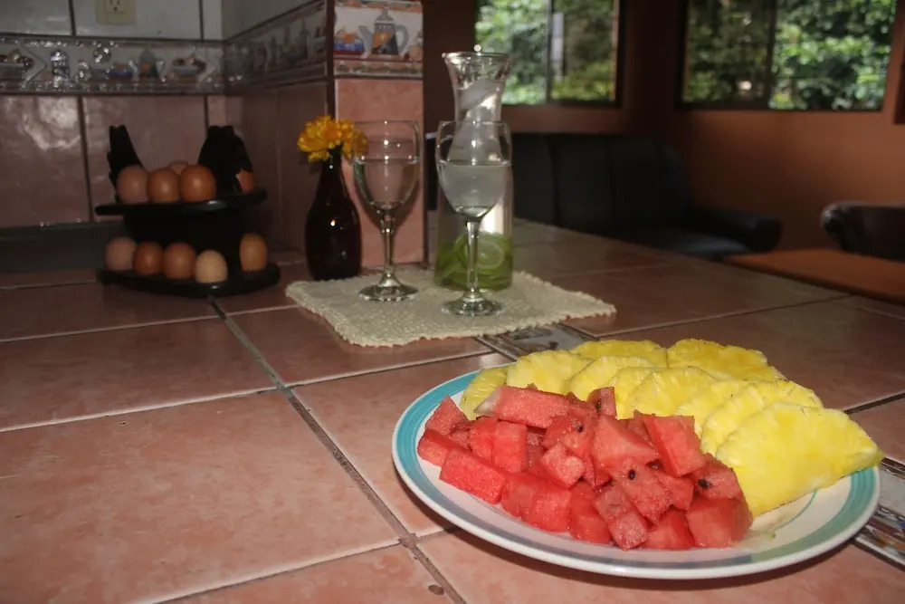 Arenal Glamping Hostel