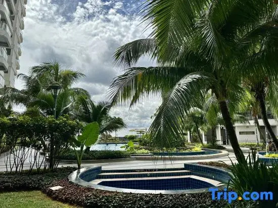 Superb Seaview 3 Balcony Country Garden Danga Bay near CIQ JB | 3B2B