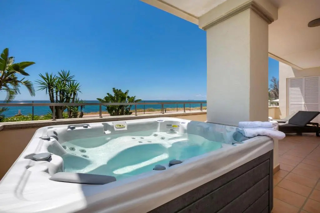 Apt 102 Guadalmansa Playa, Heaven Beach Apartments