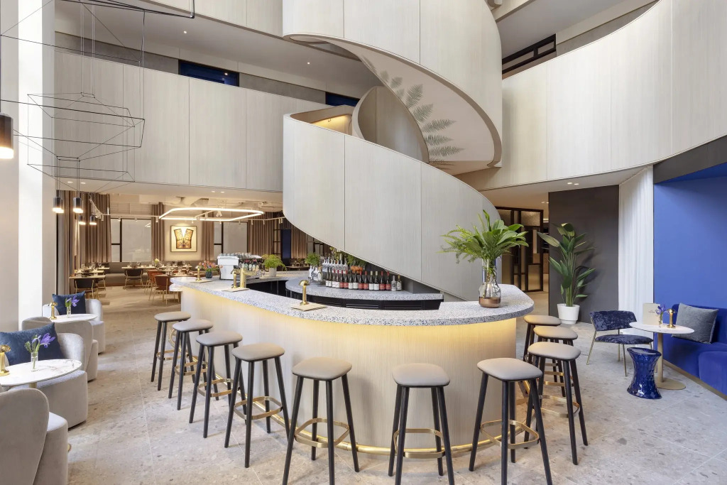 Hotel Indigo Melbourne Little Collins by IHG