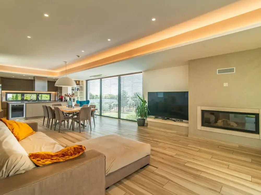 Luxury Villa With Pool and sea View
