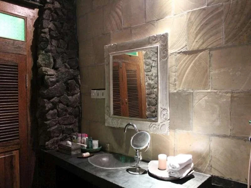 Madu Puri Spa Villa