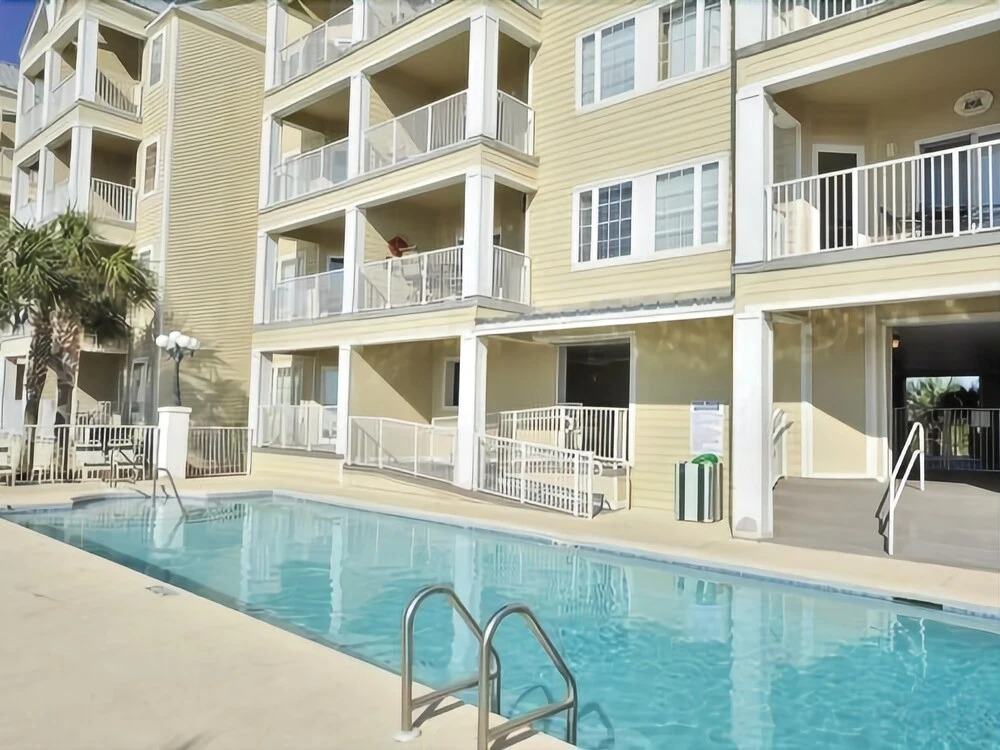 Grand Caribbean 215 - 2 Br Condo