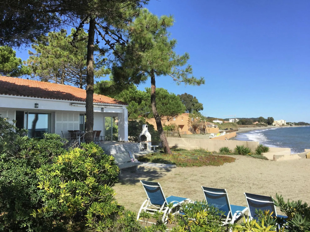 Villa in Moriani-Plage by the Sea