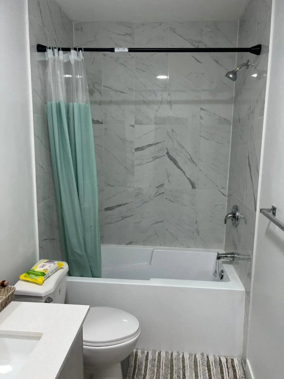 Beautiful 2 bedroom home away from home