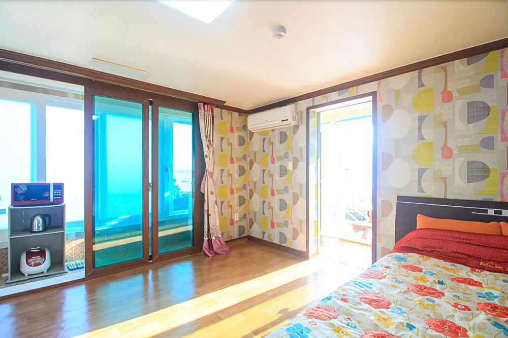 Geoje Dawn Sea Pension
