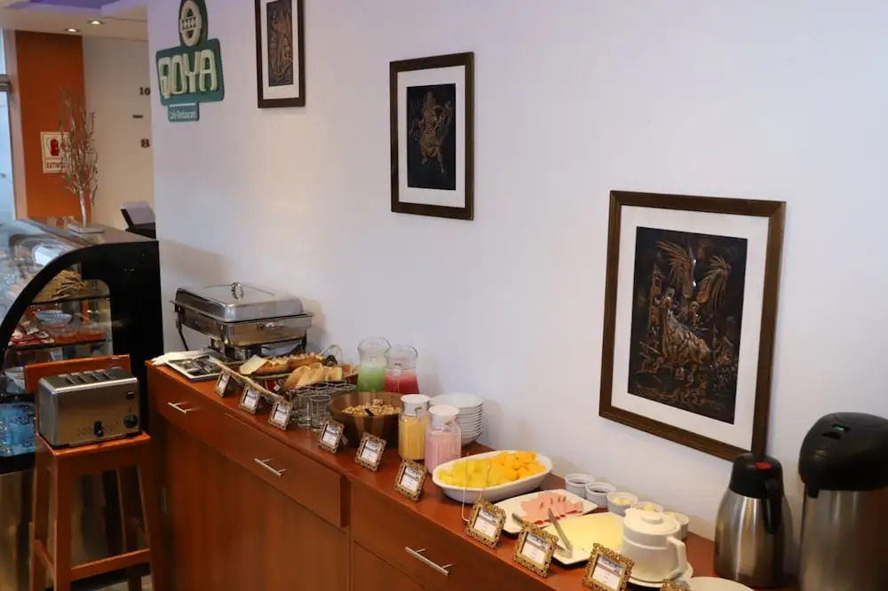Capac Hotel II