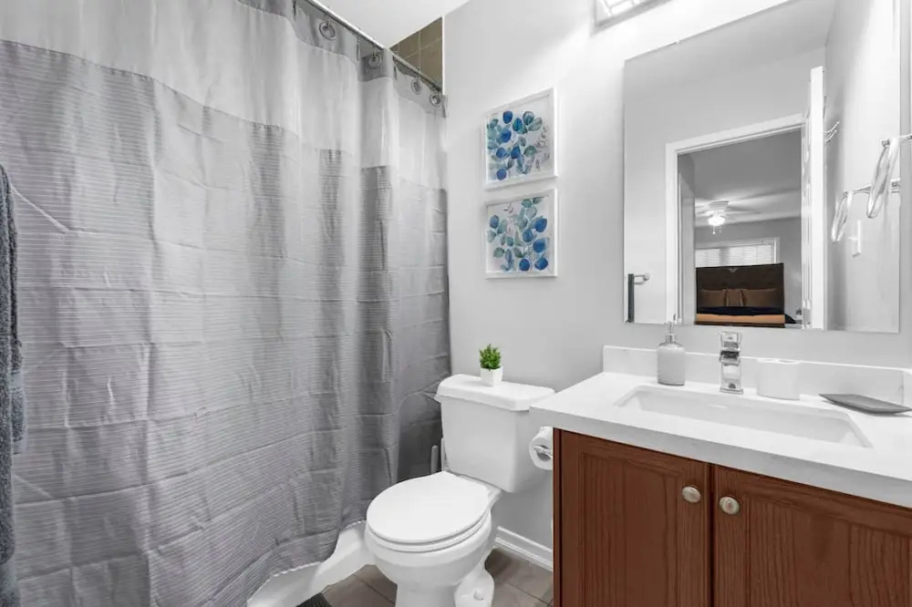 Chic 2BR House Newly Renovated Central Spot